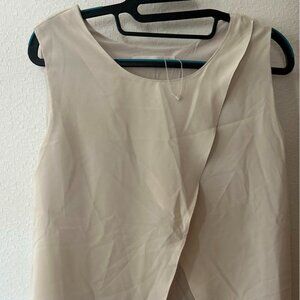 Women's top, sleeveless, size M